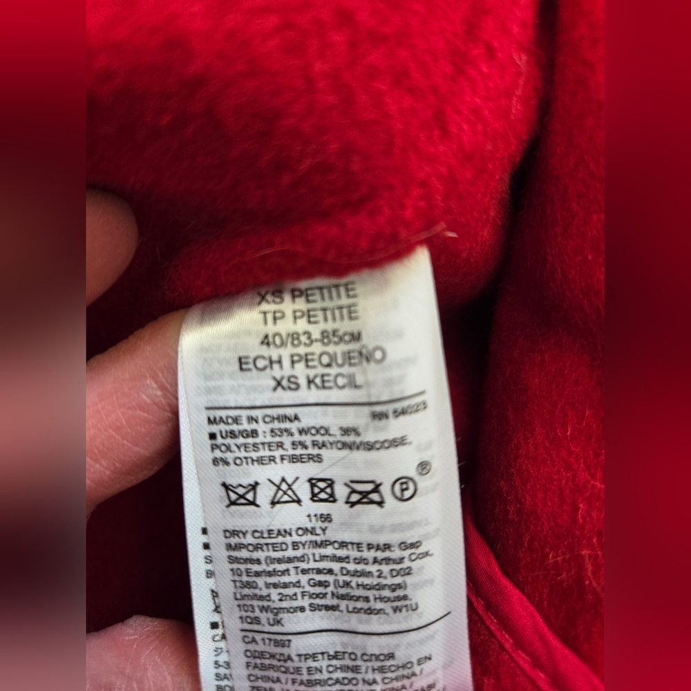 BANANA REPUBLIC Mid Length Lightweight Ultra Red Relaxed Wool Top Coat. Size XS - Picture 12 of 16